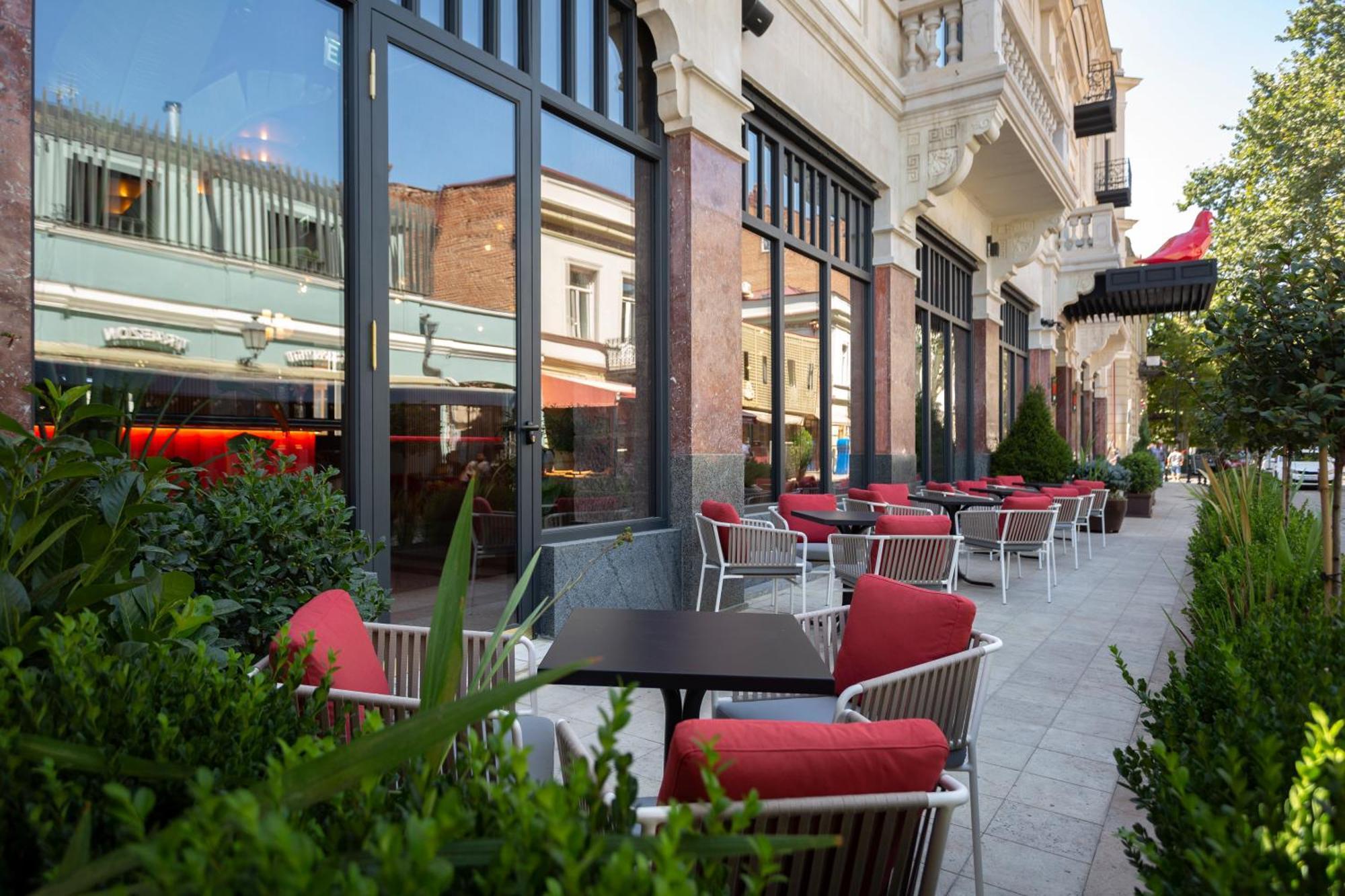 Radisson Red Tbilisi 호텔 외부 사진