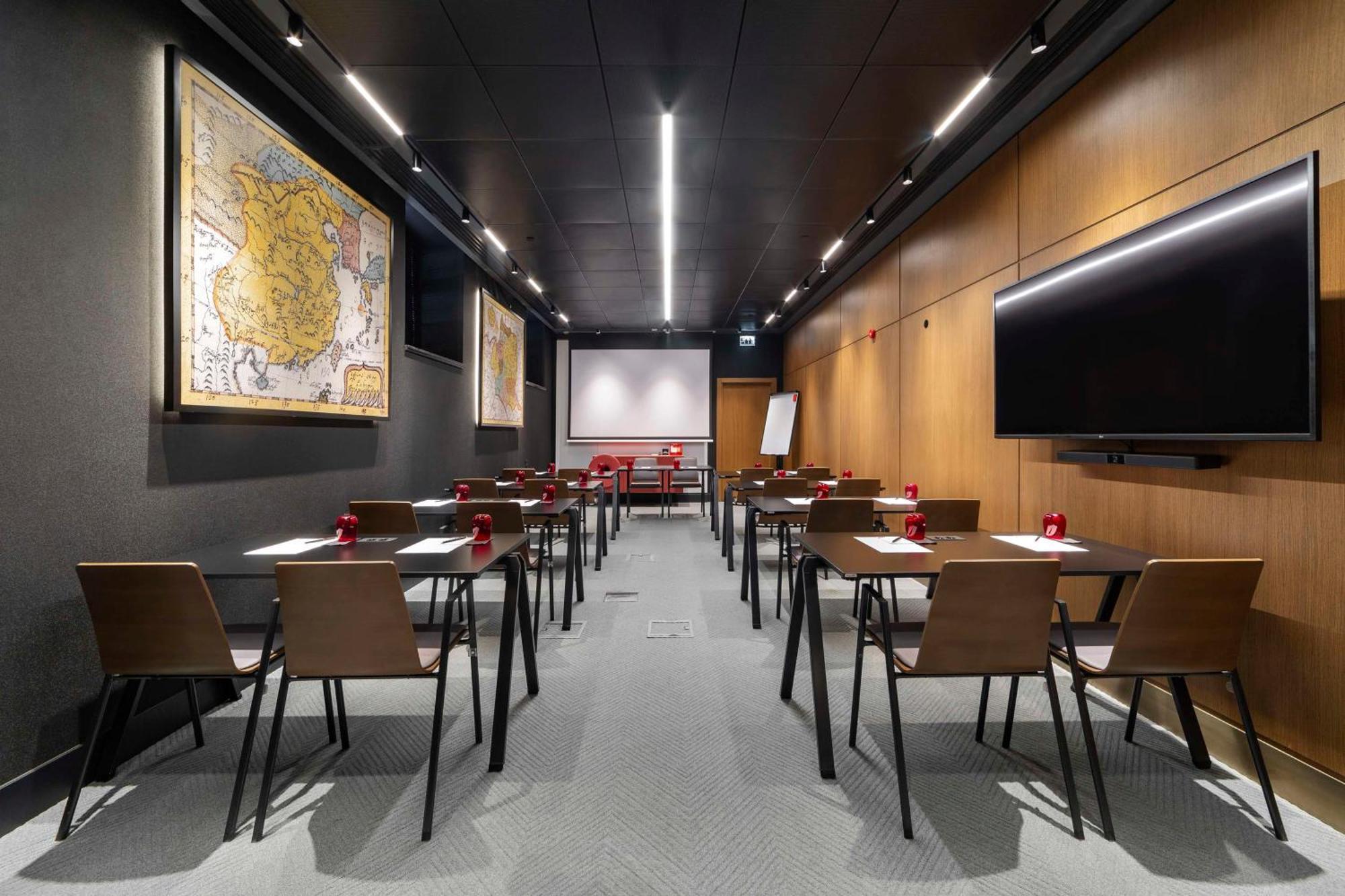Radisson Red Tbilisi 호텔 외부 사진